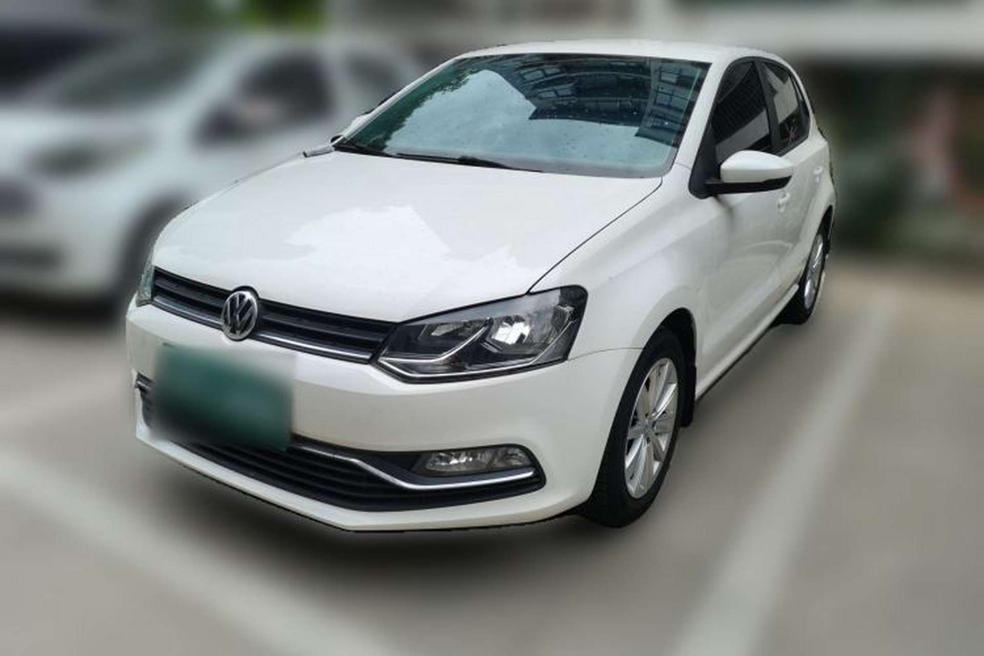 Used Volkswagen Polo 2014 1.4L Automatic Comfort Edition Front Left 45 Deg