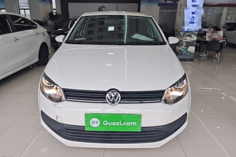 Used Volkswagen Polo 2014 1.4L Manual Fashion Edition Front