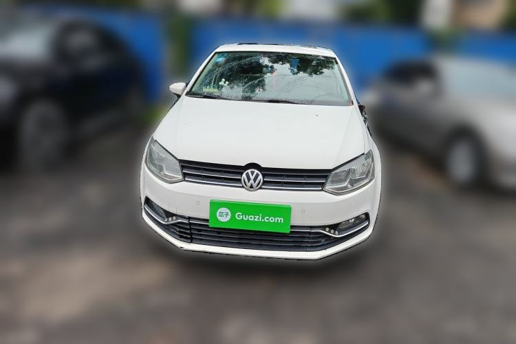Used Volkswagen Polo 2014 1.6L Automatic Luxury Edition Front