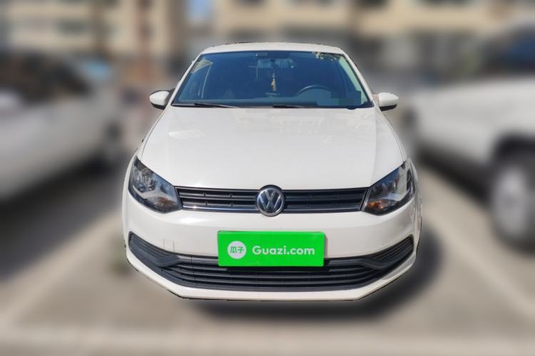 Used Volkswagen Polo 2014 1.4L Manual Fashion Edition Front