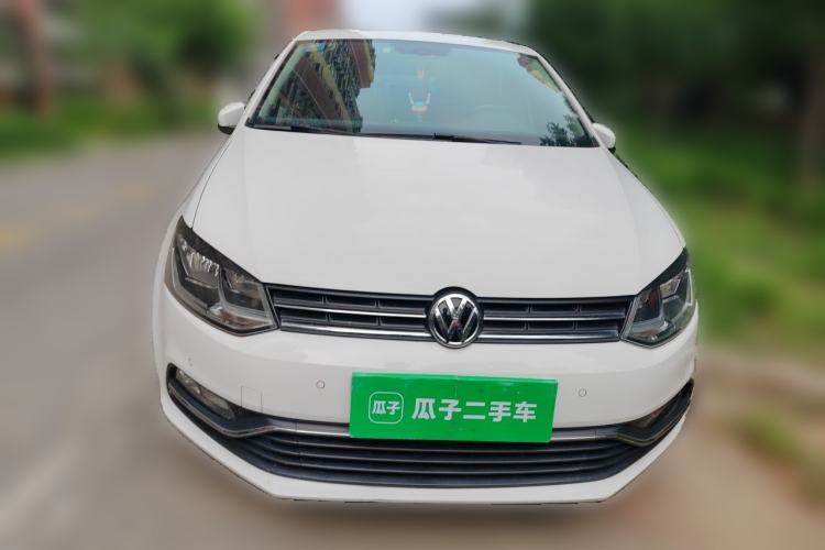 Used Volkswagen Polo 2014 1.6L Automatic Luxury Edition Front