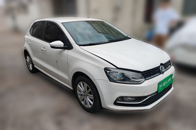 Used Volkswagen Polo 2014 1.6L Automatic Comfort Edition Front Right 45 Deg