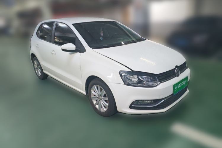 Used Volkswagen Polo 2014 1.6L Automatic Comfort Edition Front Right 45 Deg