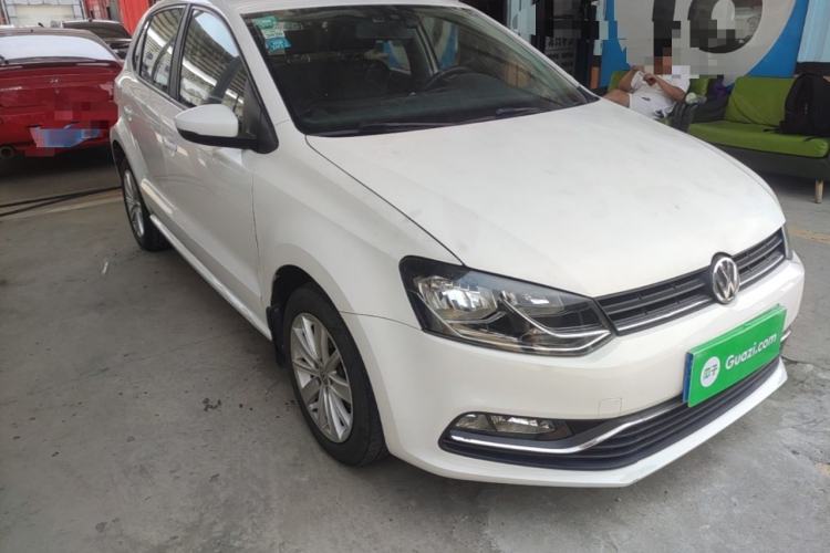 Used Volkswagen Polo 2014 1.6L Automatic Comfort Edition Front Right 45 Deg