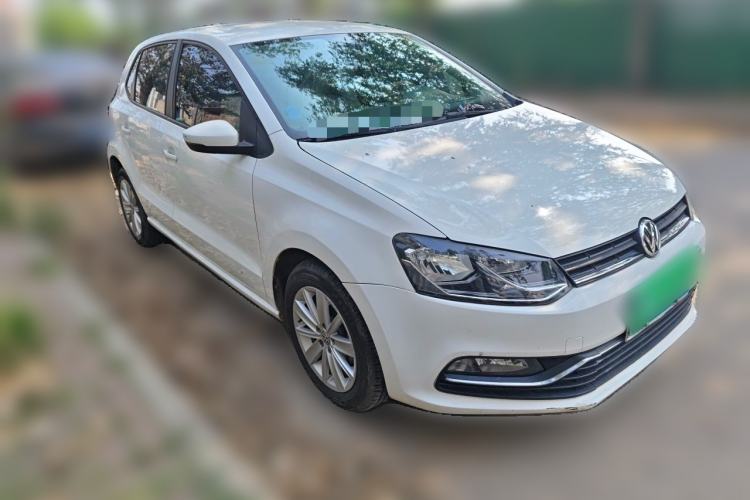 Used Volkswagen Polo 2014 1.4L Automatic Comfort Edition Front Right 45 Deg