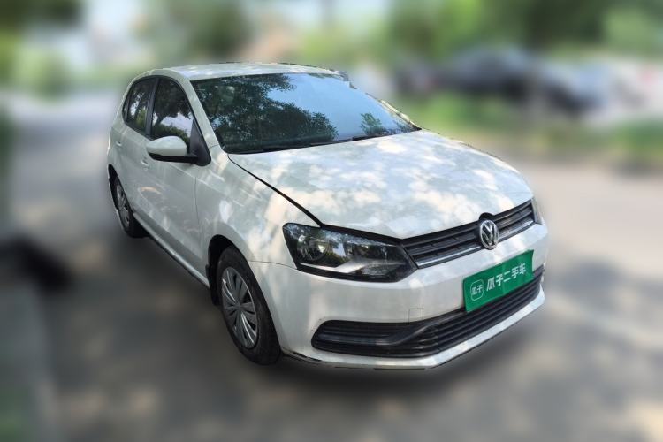 Used Volkswagen Polo 2014 1.4L Manual Fashion Edition Front Right 45 Deg
