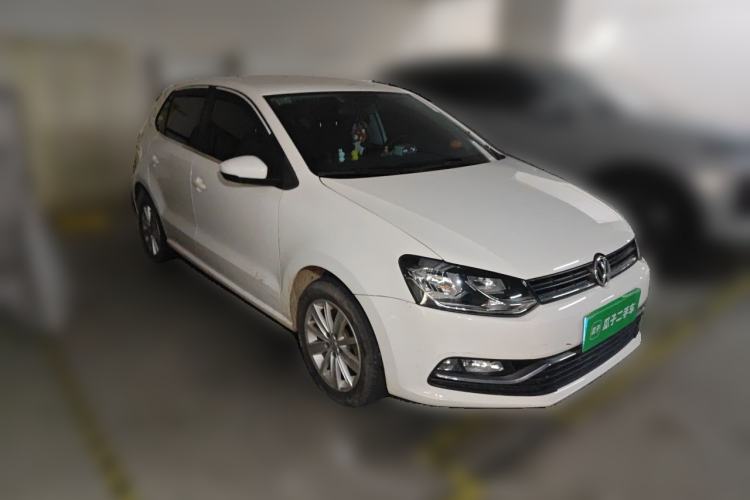 Used Volkswagen Polo 2014 1.6L Automatic Comfort Edition Front Right 45 Deg