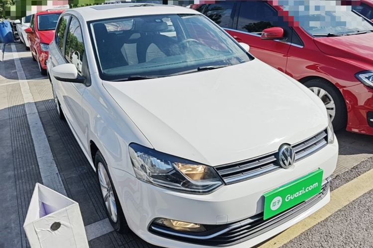 Used Volkswagen Polo 2014 1.6L Automatic Comfort Edition Front Right 45 Deg