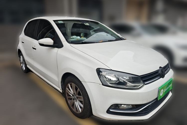 Used Volkswagen Polo 2014 1.4L Manual Comfort Edition Front Right 45 Deg
