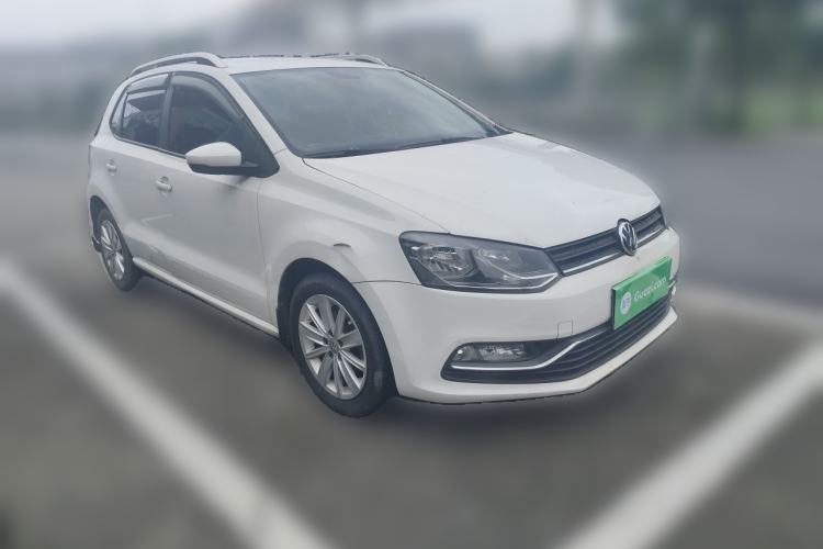 Used Volkswagen Polo 2014 1.4L Manual Comfort Edition Front Right 45 Deg