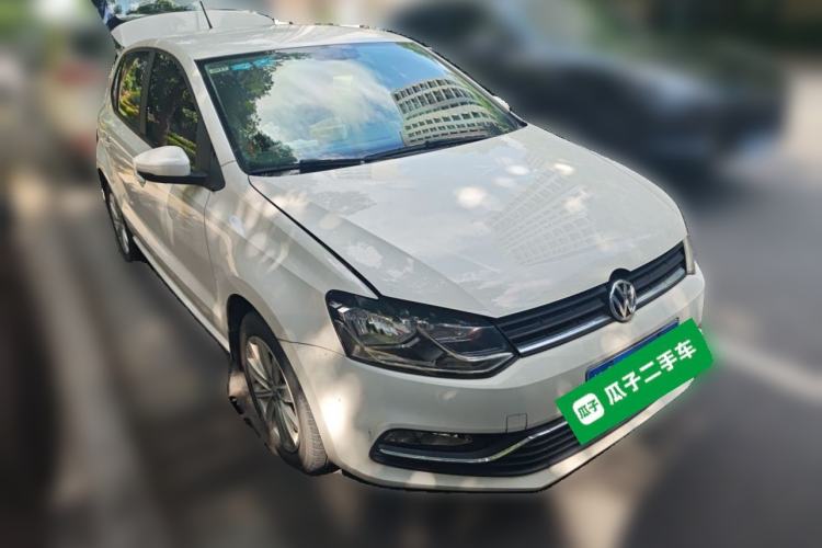 Used Volkswagen Polo 2014 1.6L Automatic Comfort Edition Front Right 45 Deg