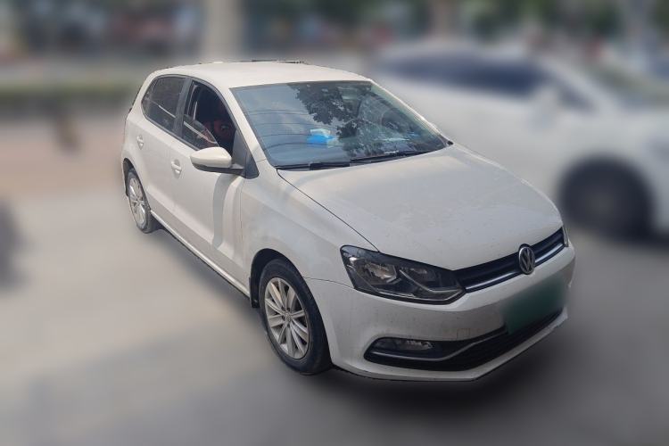 Used Volkswagen Polo 2014 1.6L Manual Comfort Edition Front Right 45 Deg
