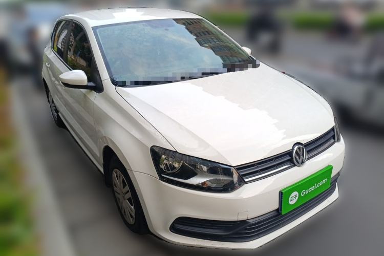 Used Volkswagen Polo 2014 1.4L Manual Fashion Edition Front Right 45 Deg