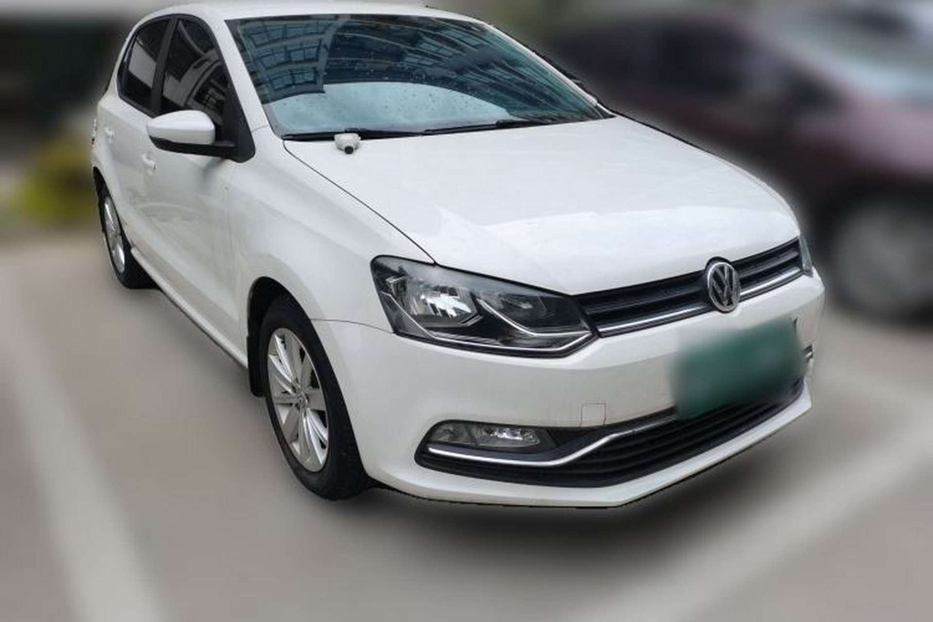 Used Volkswagen Polo 2014 1.4L Automatic Comfort Edition Front Right 45 Deg