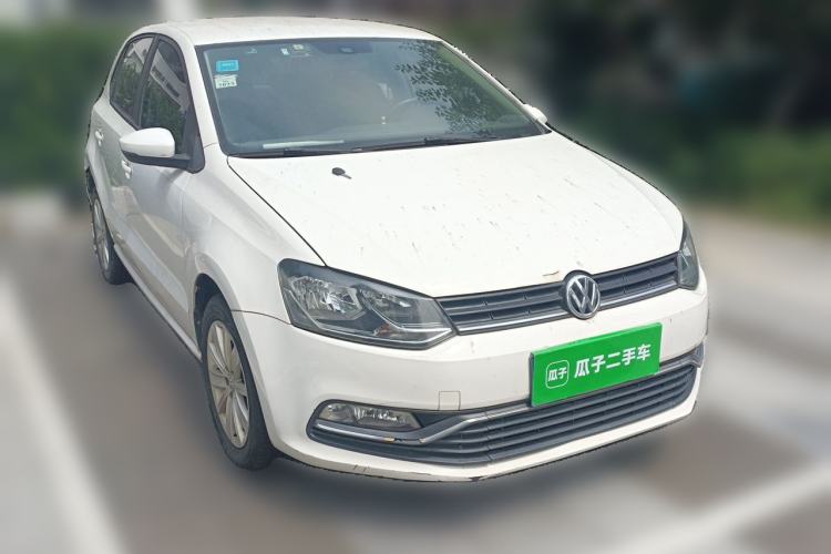 Used Volkswagen Polo 2014 1.6L Automatic Comfort Edition Front Right 45 Deg