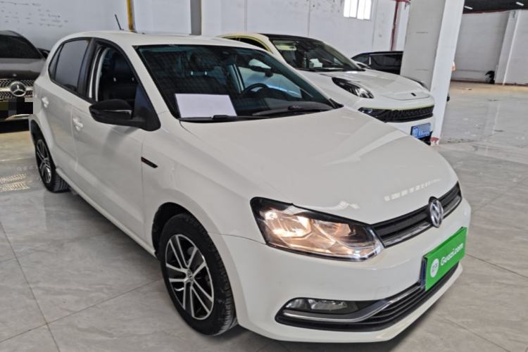 Used Volkswagen Polo 2014 1.6L Automatic Comfort Edition Front Right 45 Deg