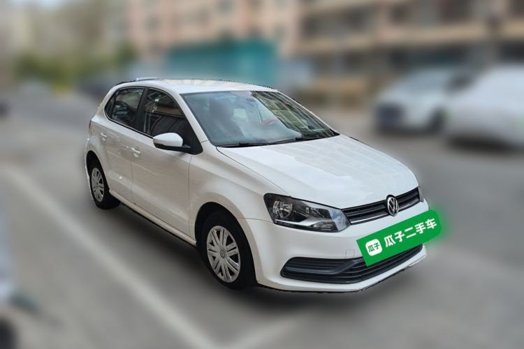 Used Volkswagen Polo 2014 1.4L Manual Fashion Edition Front Right 45 Deg