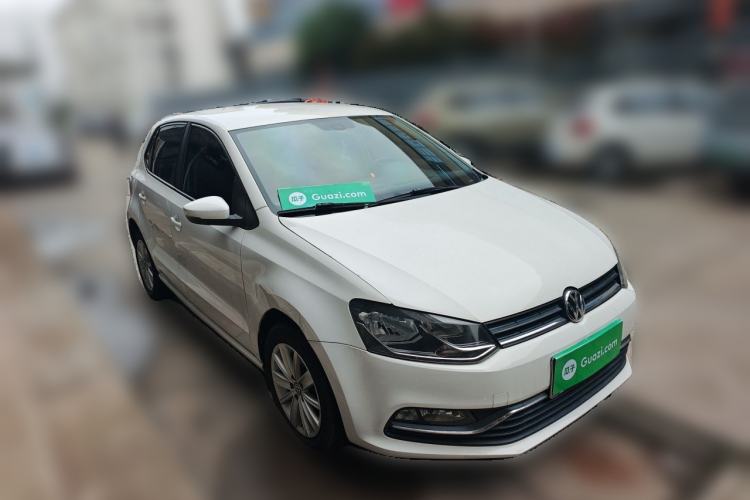 Used Volkswagen Polo 2014 1.6L Automatic Comfort Edition Front Right 45 Deg