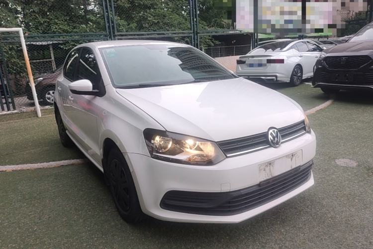 Used Volkswagen Polo 2014 1.4L Manual Fashion Edition Front Right 45 Deg
