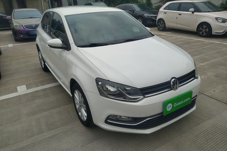 Used Volkswagen Polo 2014 1.4L Automatic Comfort Edition Front Right 45 Deg