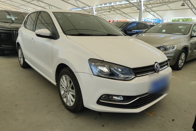 Used Volkswagen Polo 2014 1.4L Manual Comfort Edition Front Right 45 Deg