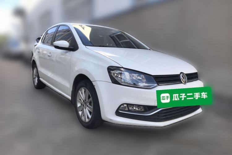 Used Volkswagen Polo 2014 1.6L Automatic Comfort Edition Front Right 45 Deg
