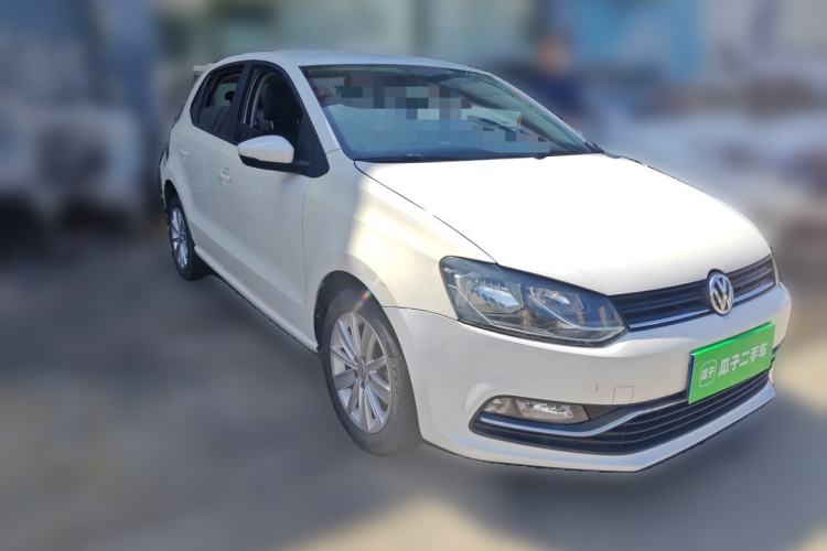 Used Volkswagen Polo 2014 1.4L Automatic Comfort Edition Front Right 45 Deg
