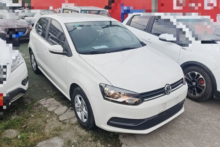 Used Volkswagen Polo 2014 1.4L Manual Fashion Edition Front Right 45 Deg