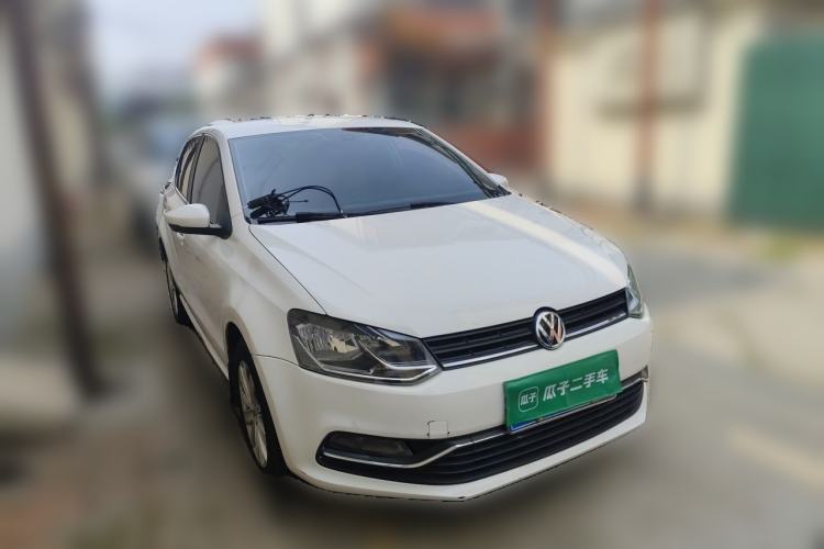Used Volkswagen Polo 2014 1.6L Automatic Comfort Edition Front Right 45 Deg