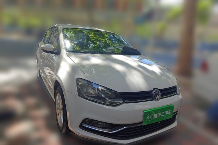 Used Volkswagen Polo 2014 1.6L Automatic Comfort Edition Front Right 45 Deg