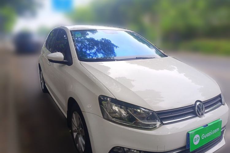 Used Volkswagen Polo 2014 1.4L Manual Comfort Edition Front Right 45 Deg