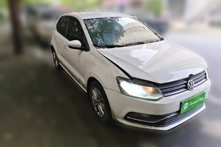 Used Volkswagen Polo 2014 1.6L Automatic Comfort Edition Front Right 45 Deg