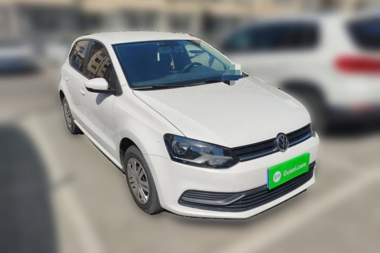 Used Volkswagen Polo 2014 1.4L Manual Fashion Edition Front Right 45 Deg