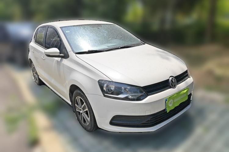 Used Volkswagen Polo 2014 1.4L Manual Fashion Edition Front Right 45 Deg
