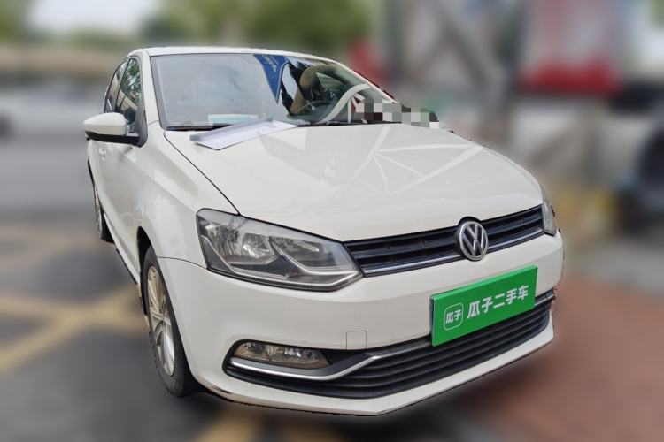 Used Volkswagen Polo 2014 1.4L Automatic Comfort Edition Front Right 45 Deg