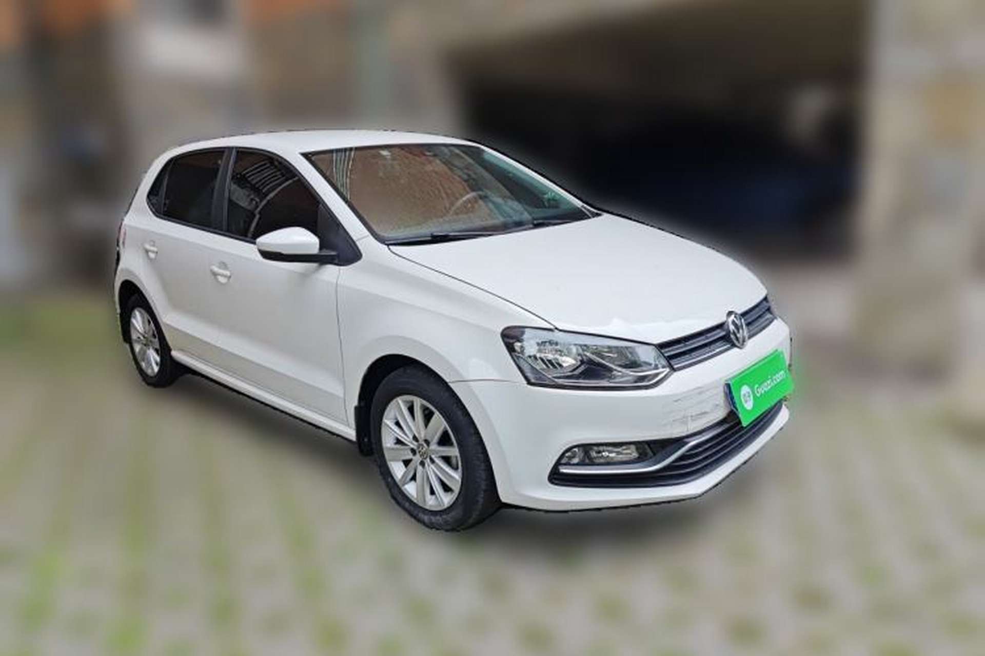 Used Volkswagen Polo 2014 1.4L Automatic Comfort Edition Front Right 45 Deg