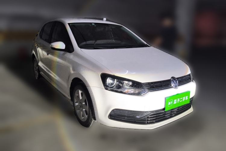 Used Volkswagen Polo 2014 1.4L Manual Fashion Edition Front Right 45 Deg