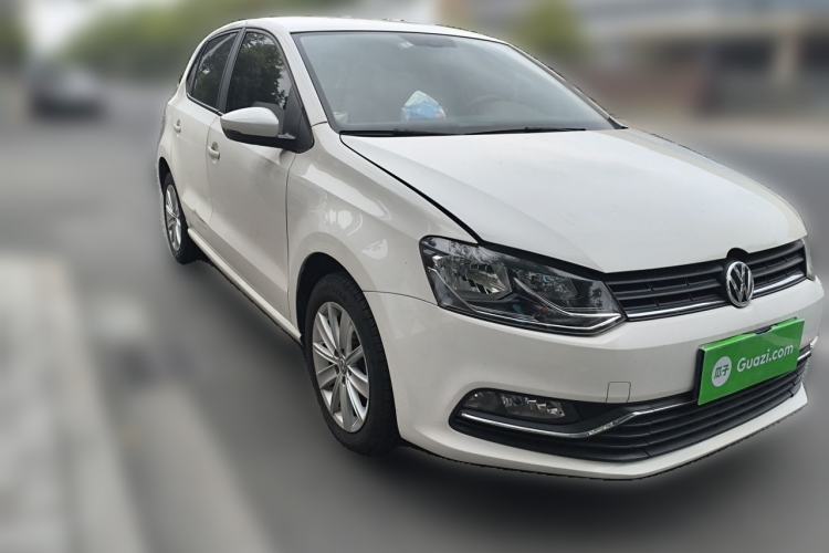 Used Volkswagen Polo 2014 1.6L Automatic Comfort Edition Front Right 45 Deg