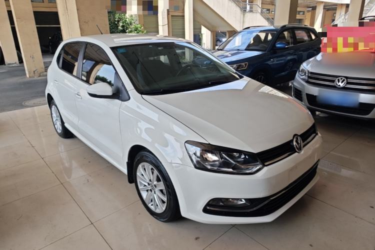 Used Volkswagen Polo 2014 1.4L Automatic Comfort Edition Front Right 45 Deg