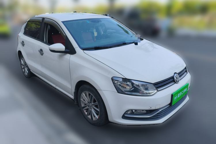 Used Volkswagen Polo 2014 1.6L Automatic Comfort Edition Front Right 45 Deg