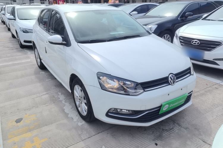 Used Volkswagen Polo 2014 1.4L Automatic Comfort Edition Front Right 45 Deg