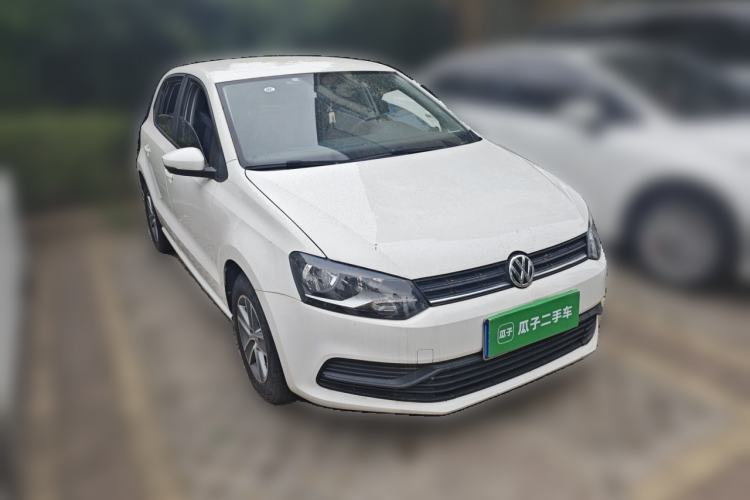 Used Volkswagen Polo 2014 1.4L Manual Fashion Edition Front Right 45 Deg