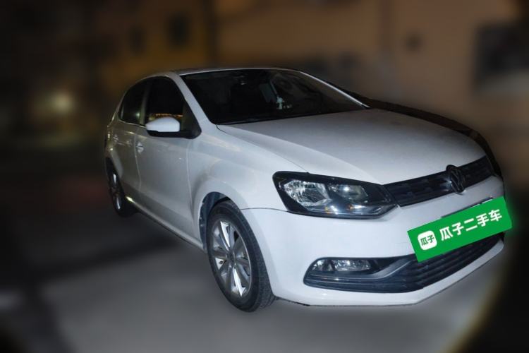 Used Volkswagen Polo 2014 1.6L Automatic Comfort Edition Front Right 45 Deg
