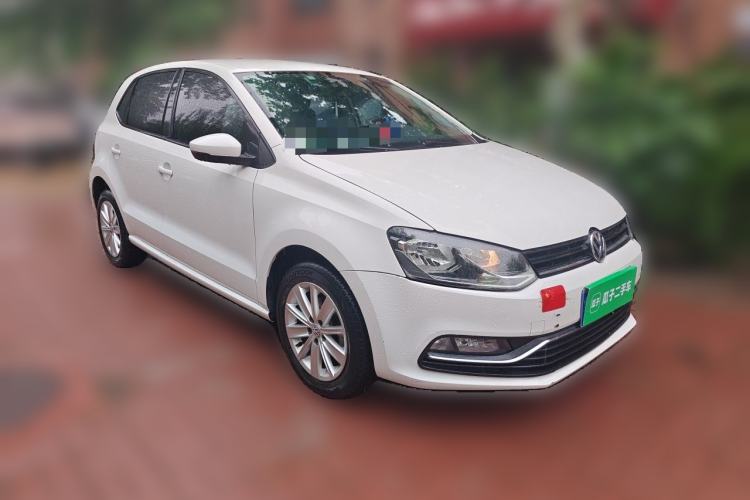 Used Volkswagen Polo 2014 1.4L Automatic Comfort Edition Front Right 45 Deg