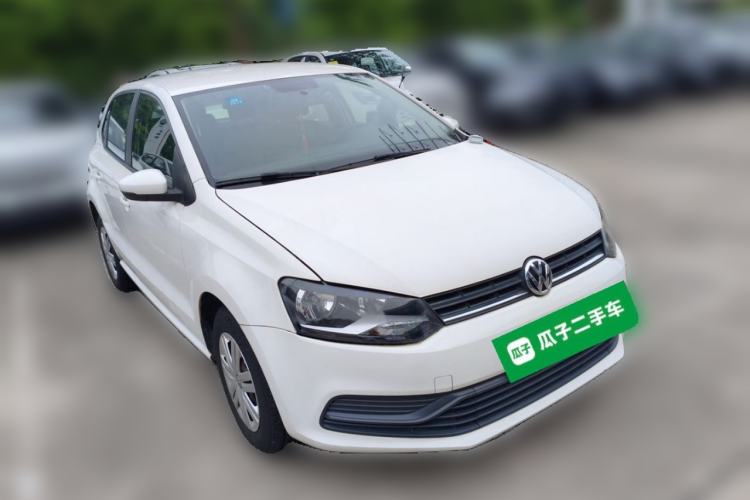 Used Volkswagen Polo 2014 1.4L Manual Fashion Edition Front Right 45 Deg