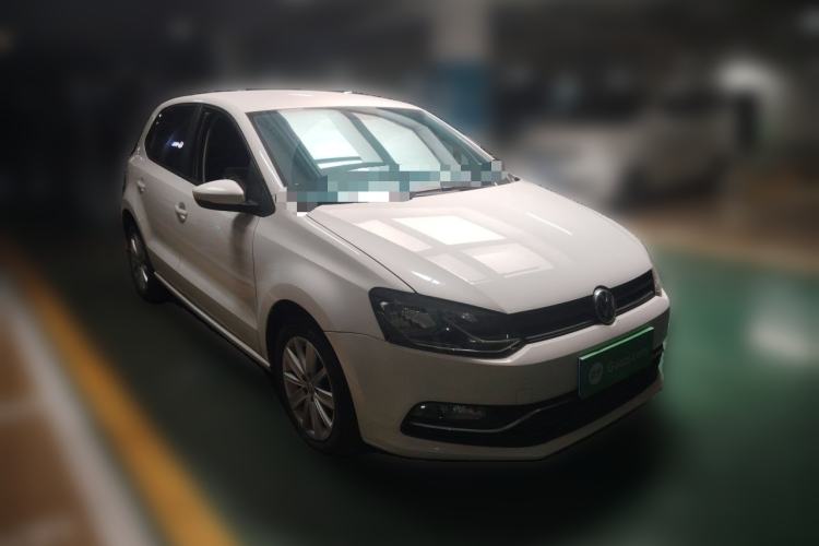 Used Volkswagen Polo 2014 1.6L Manual Comfort Edition Front Right 45 Deg