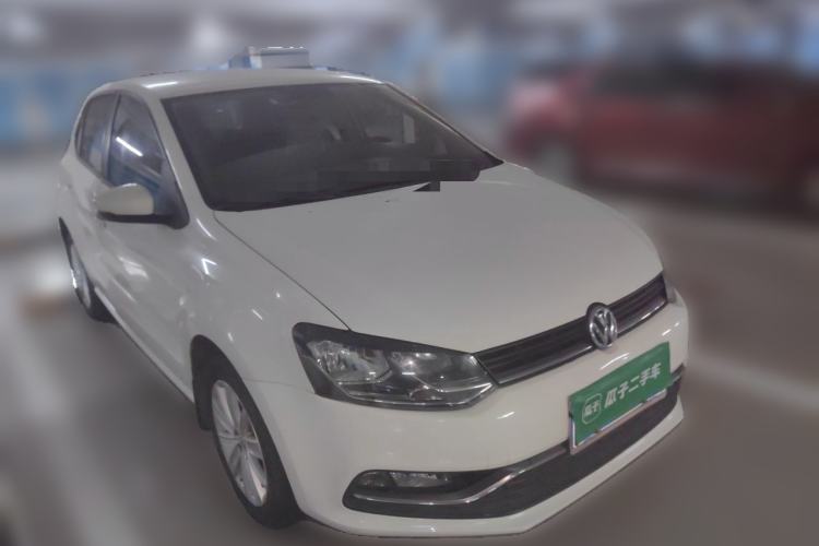 Used Volkswagen Polo 2014 1.4L Automatic Comfort Edition Front Right 45 Deg