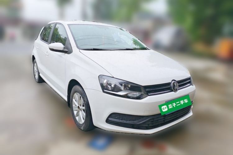 Used Volkswagen Polo 2014 1.4L Manual Fashion Edition Front Right 45 Deg