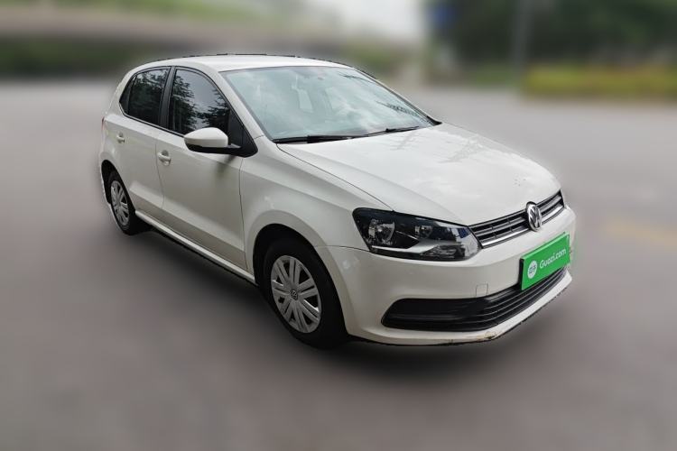 Used Volkswagen Polo 2014 1.4L Manual Fashion Edition Front Right 45 Deg