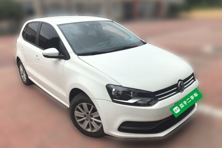 Used Volkswagen Polo 2014 1.4L Manual Fashion Edition Front Right 45 Deg